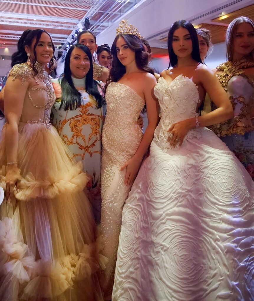 Lissette Guzmán, Giannina Azar stilista y diseñadora igual del miss univers, Fátima Bosch miss univers miss Colombia , Miss Paraguay .