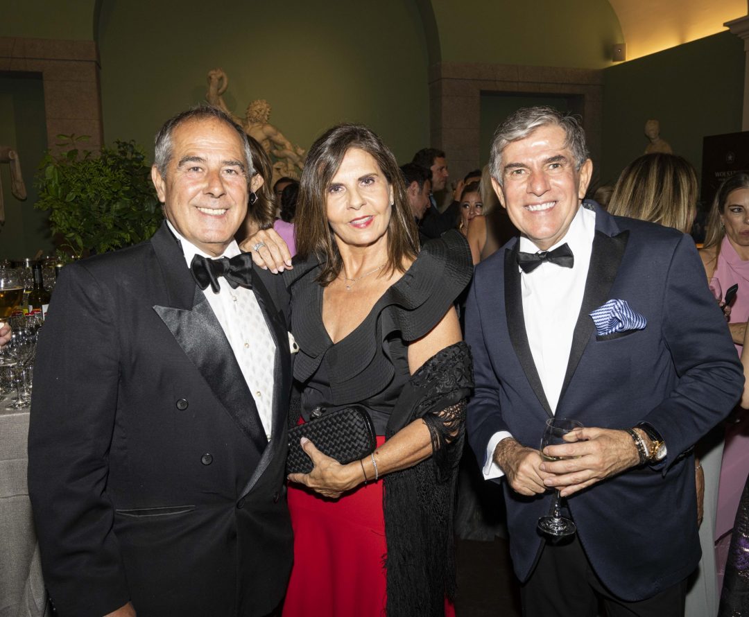 Vizconde de Torrehidalgo y su hermana, Blanca Carrillo de Albornoz y Miguel Más López de San Eduardo